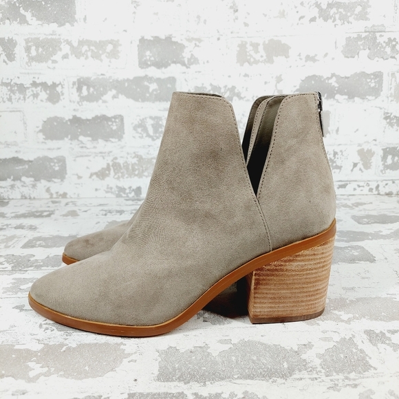 New BP Brynne Taupe Fabric Upper Pointed Toe Block Heel Ankle Boot W367 - Picture 1 of 12